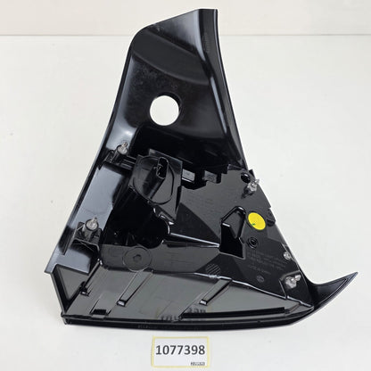 2017-2022 Tesla Model 3 Rear Tail Light Assembly Right/Passenger Side 1077398