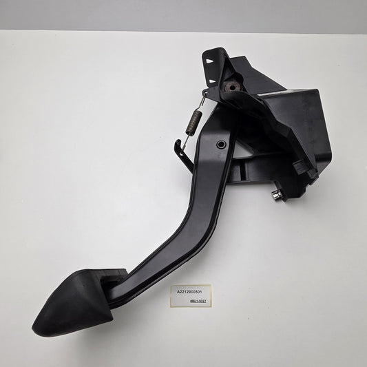 2005-2013 Mercedes-Benz S Brake pedal A2212900501