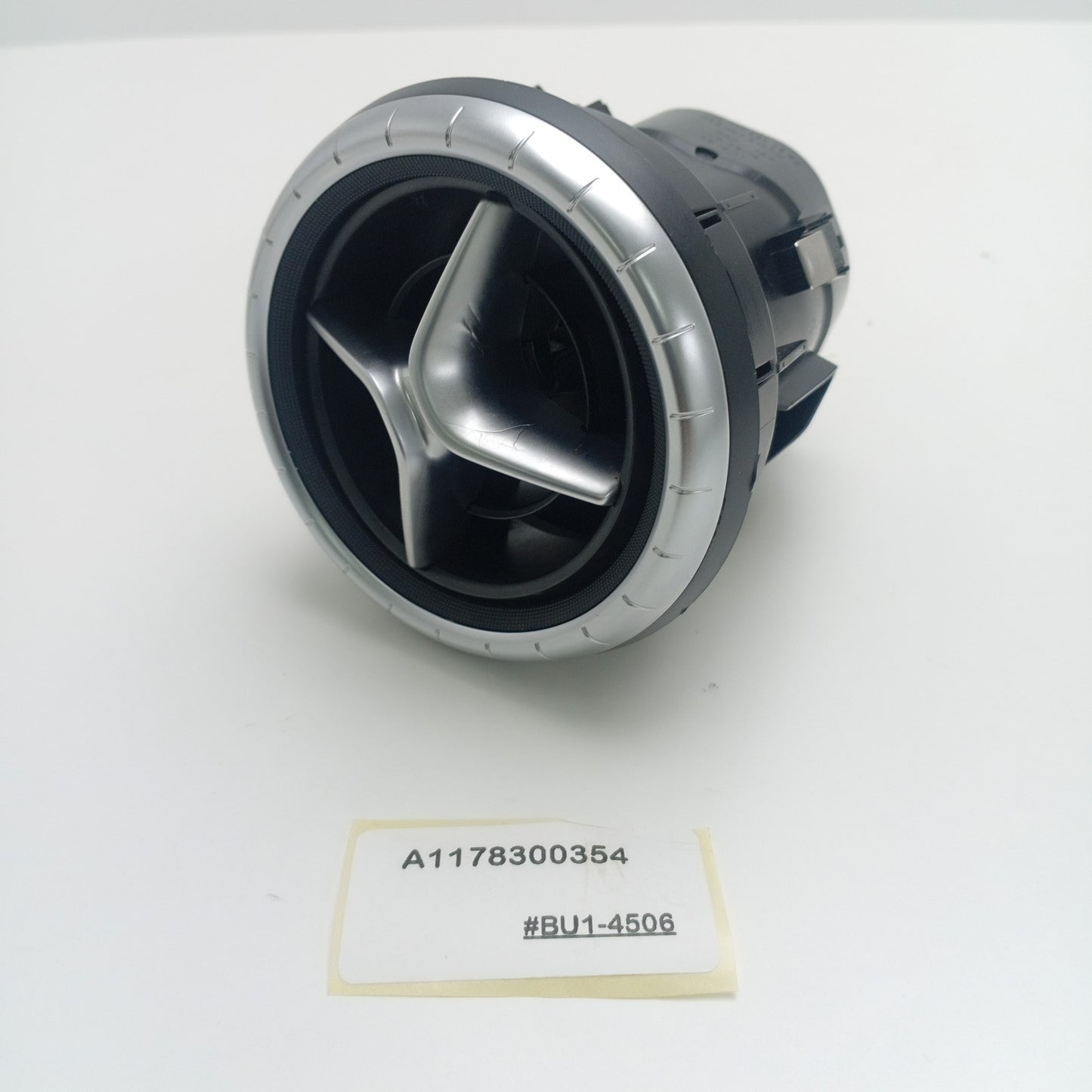 2014-2019 Mercedes-Benz CLA Centre Dashboard AC Air Vent A1178300354