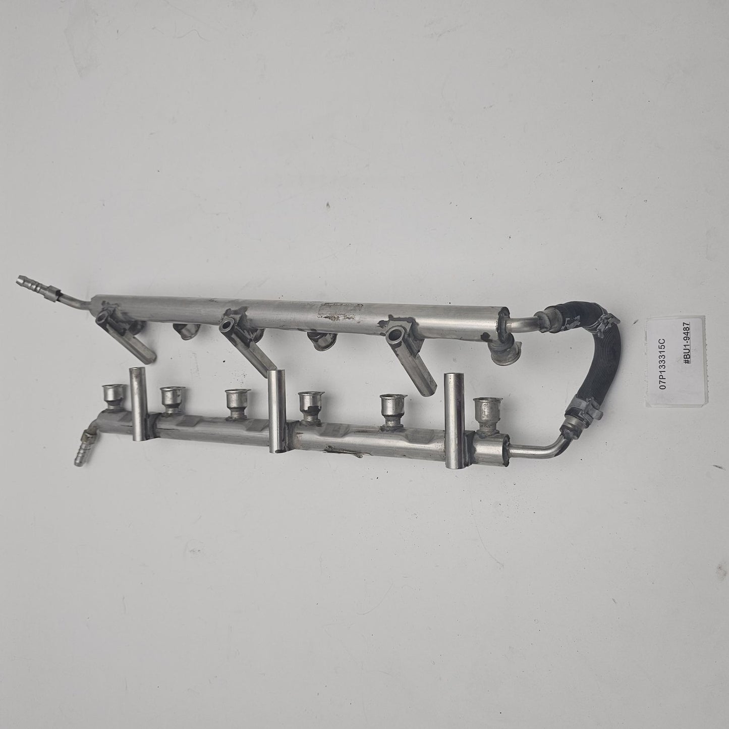 2018 Bentley Bentayga Fuel Rail 07P133315C