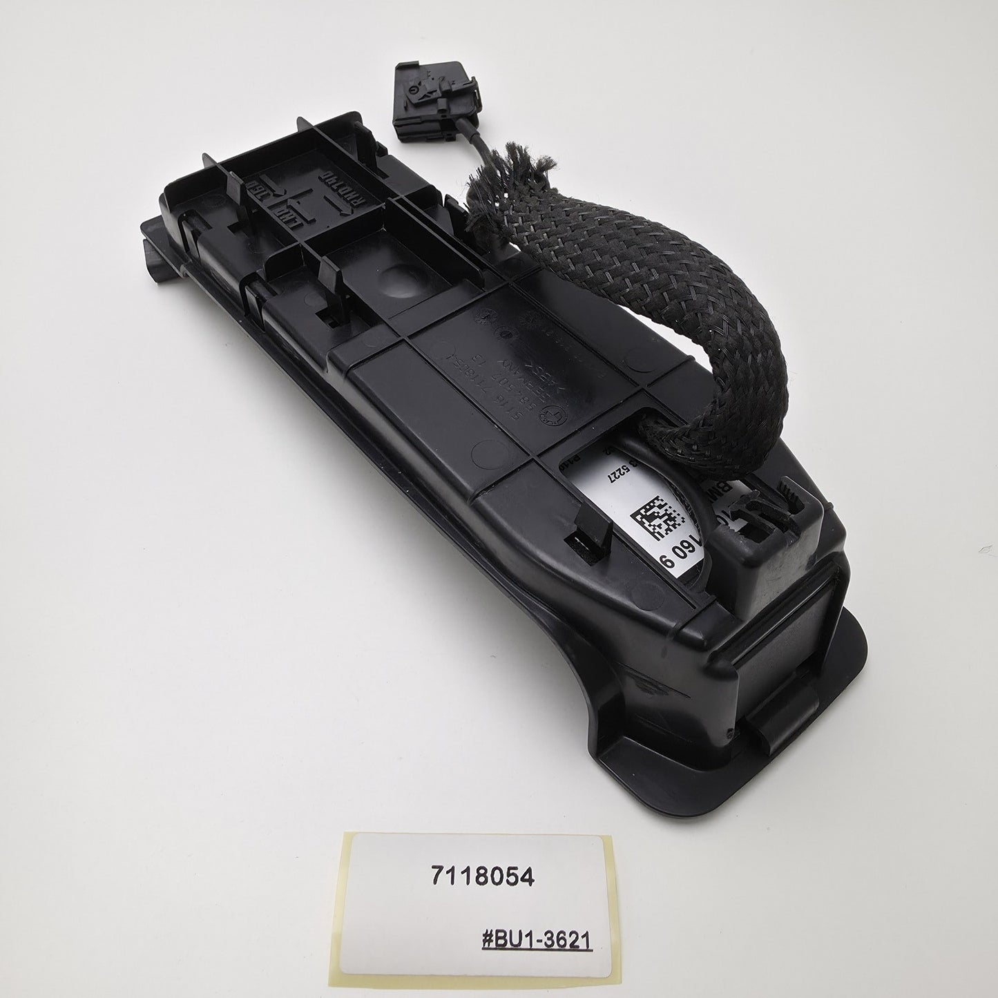 2006-2011 BMW 3 Series MOBILE PHONE TELEPHONE SNAP IN ADAPTER BOX 7118054