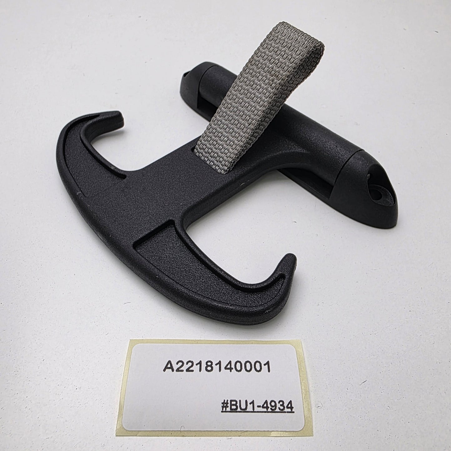 2004-2010 Mercedes-Benz CLS Trunk Cargo Luggage Hook A2218140001