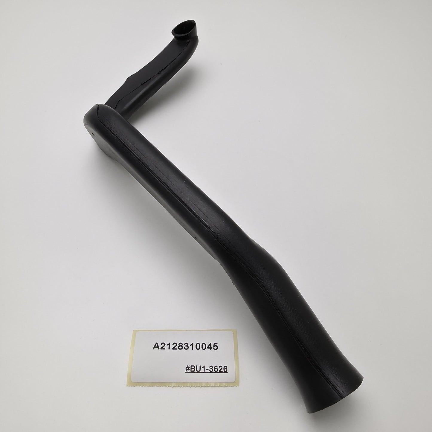 2006-2018 Mercedes-Benz CLS Glove Compartment Vent Duct A2128310045