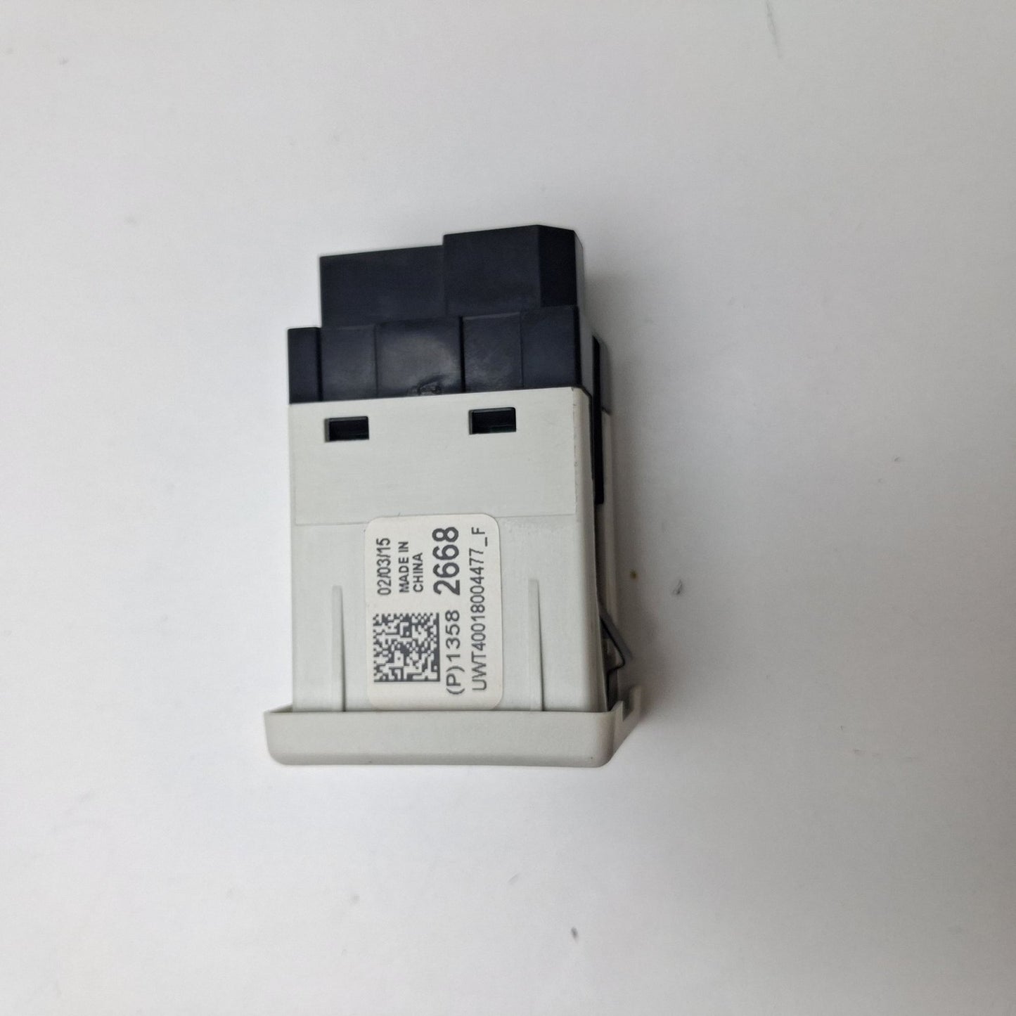 2016-2020 Chevrolet Impala Multimedia USB & AUX Port 13582668