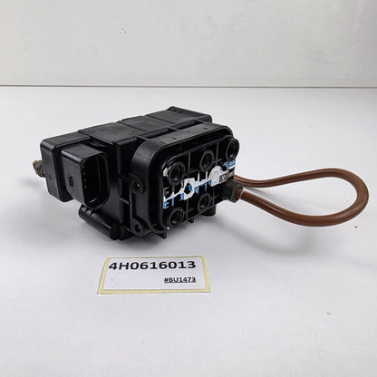 2012-2018 Audi S8  Air Suspension Valve Block 4H0616013