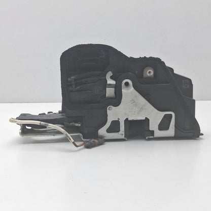 2012-2016 BMW 760i Front Right Soft Close Door Lock 7185692
