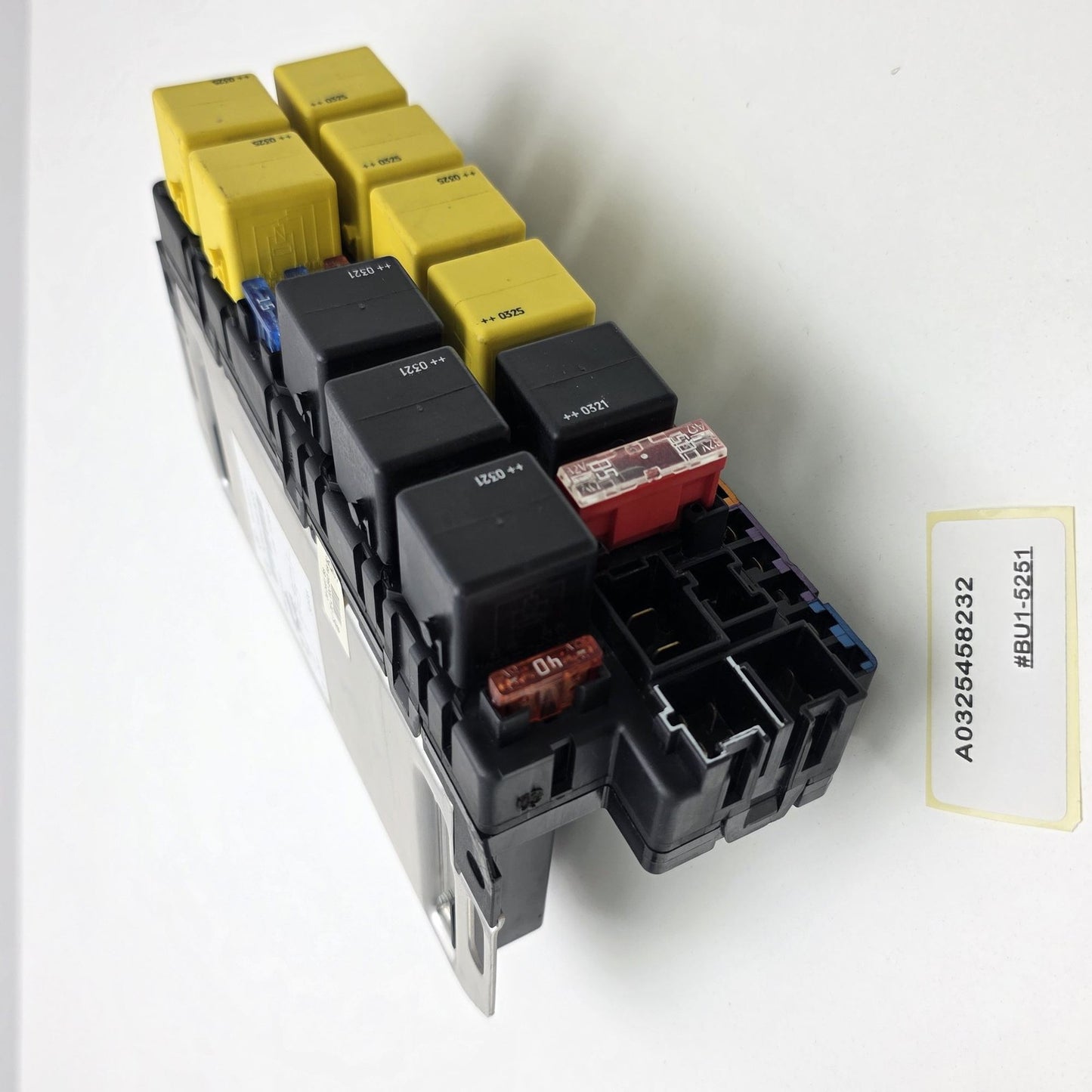 2004 Mercedes-Benz S-320 Module Fuse Relay Box A0325458232