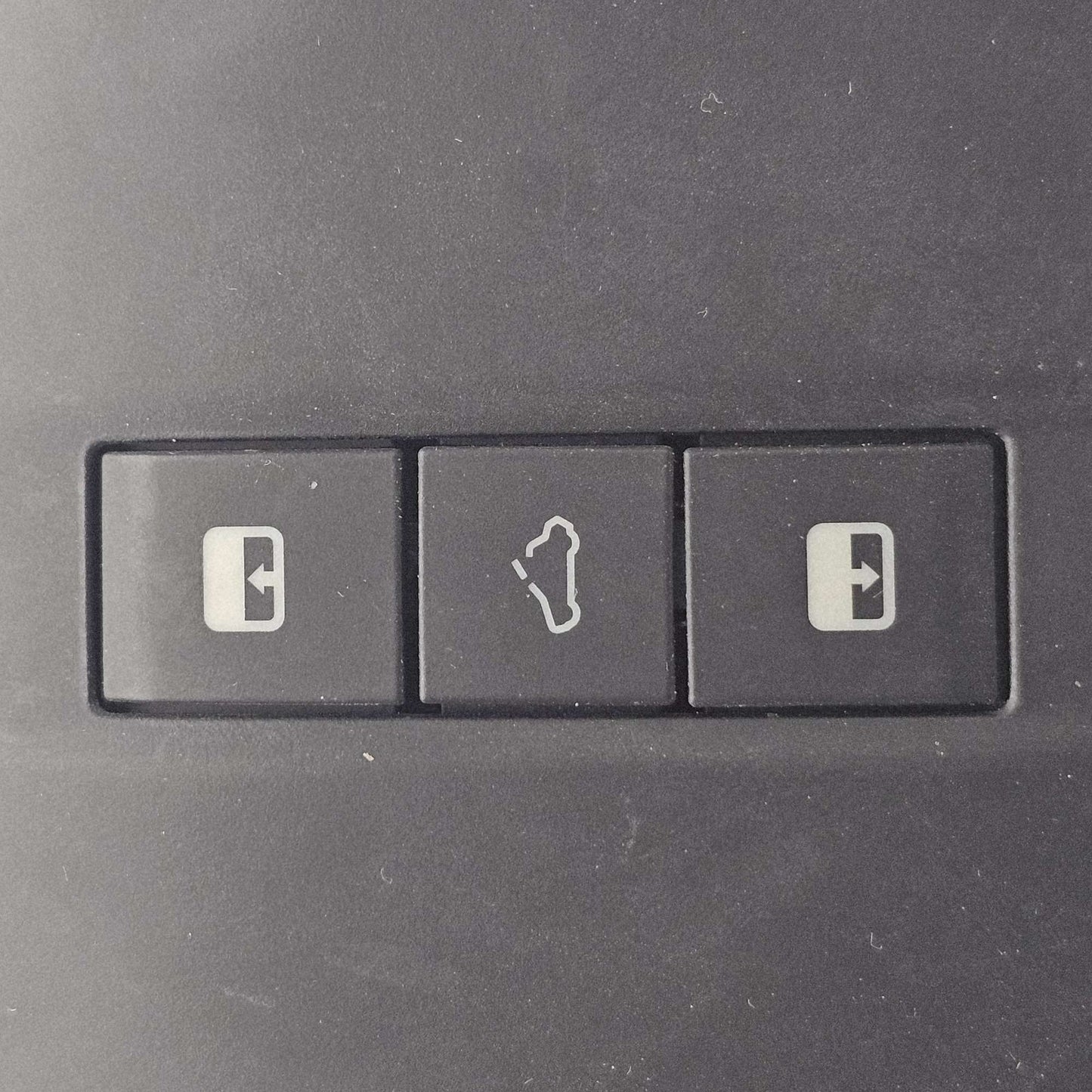 2015 Maserati Quattroporte VI Dome Light Sunroof Control Module 06700246990