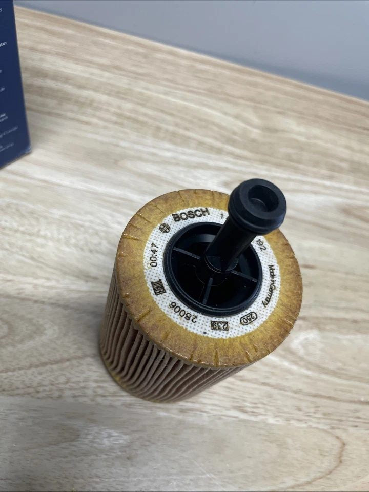 BOSCH VW Oil Filter 1457429192