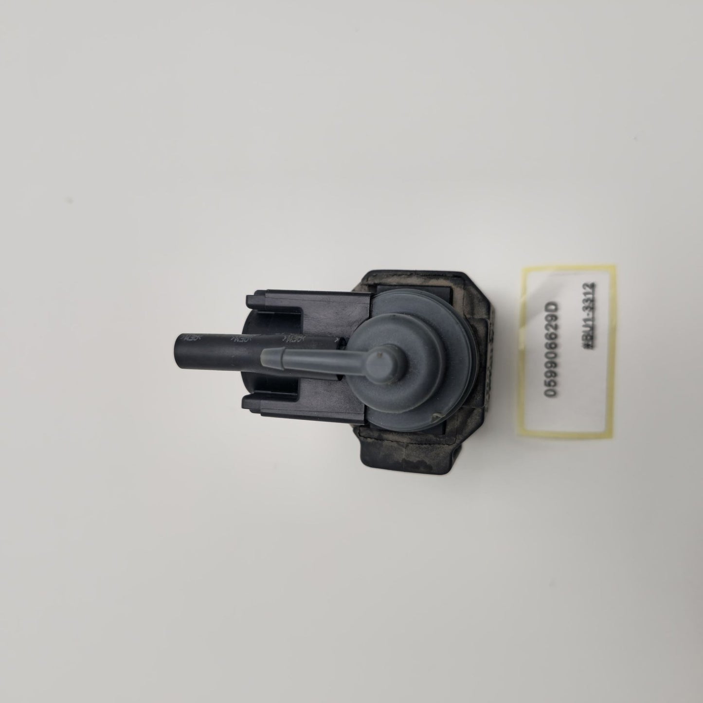 2013-2015 Audi A8 Mounting COOLER DIESEL 059906629D