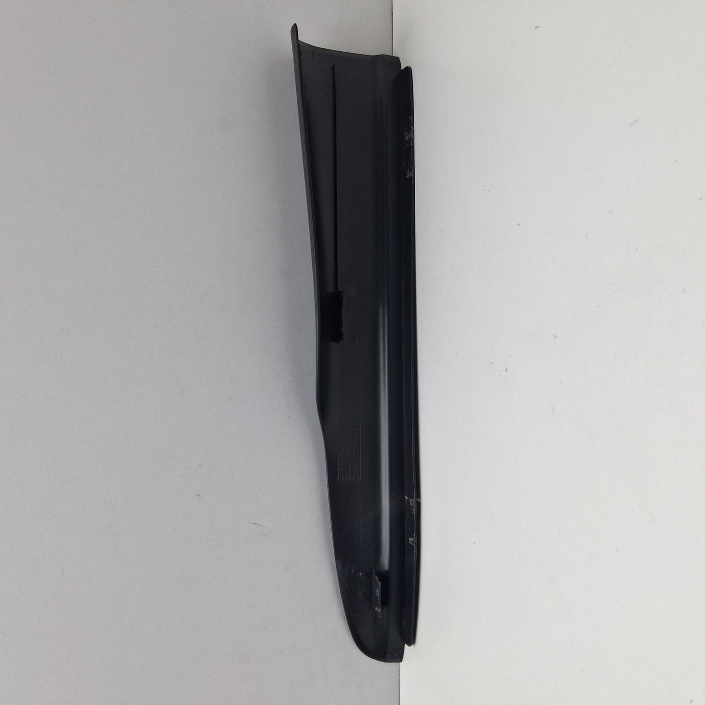 2003-2009 Mercedes-Benz W211 Door Sill Trim Cover A2116800535