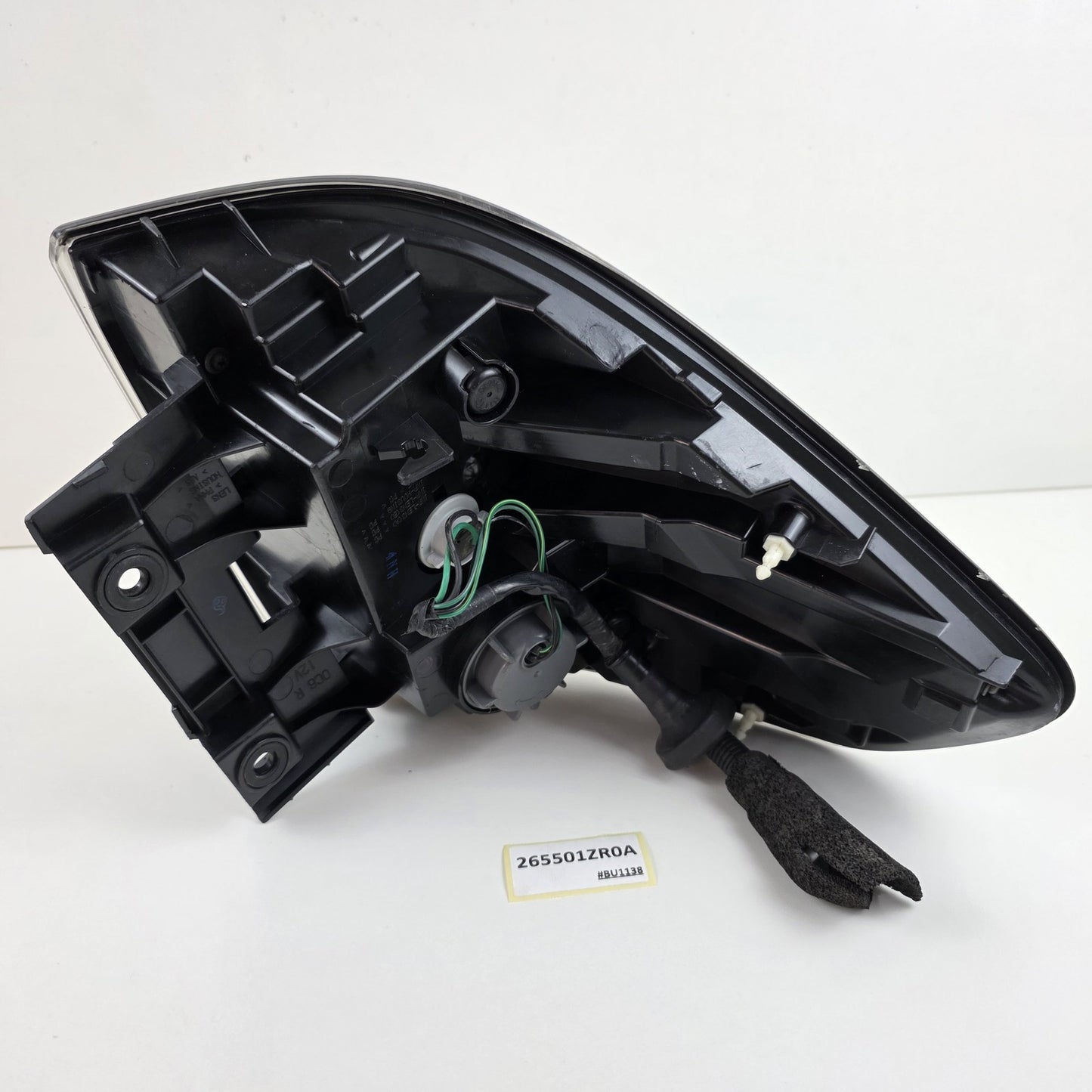 2009-2017 Nissan Patrol Combination Lamp Assembly-Rear Right Hand 265501ZR0A