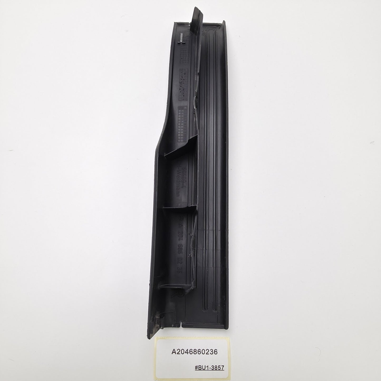 2007-2014 Mercedes-Benz C-Class Door sill inner rear right A2046860236