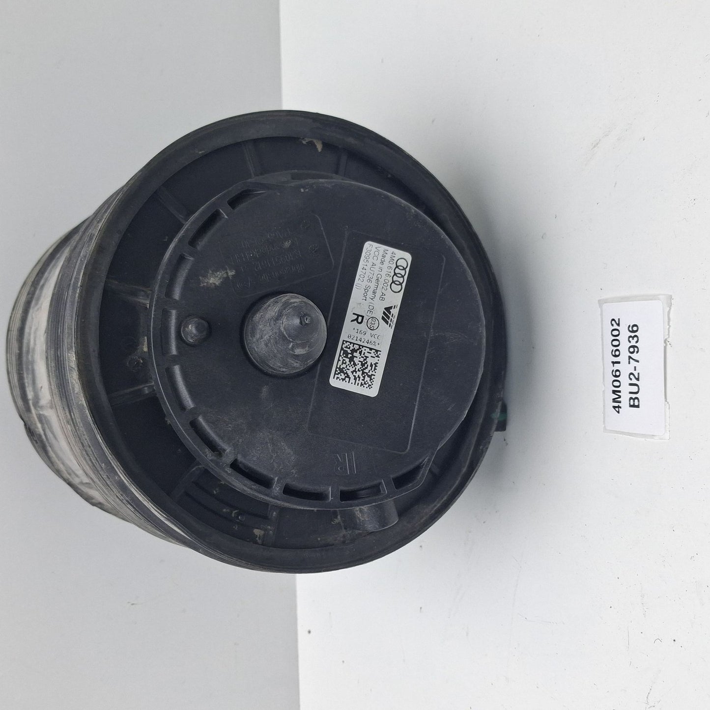 2015-2024 Audi Q7 Air Spring 4M0616002