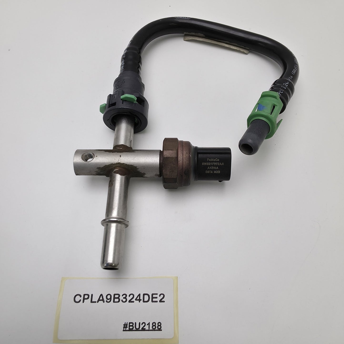 2010-2013 LAND ROVER RANGE ROVER FUEL SYSTEM HOSE PIPE CPLA9B324DE2