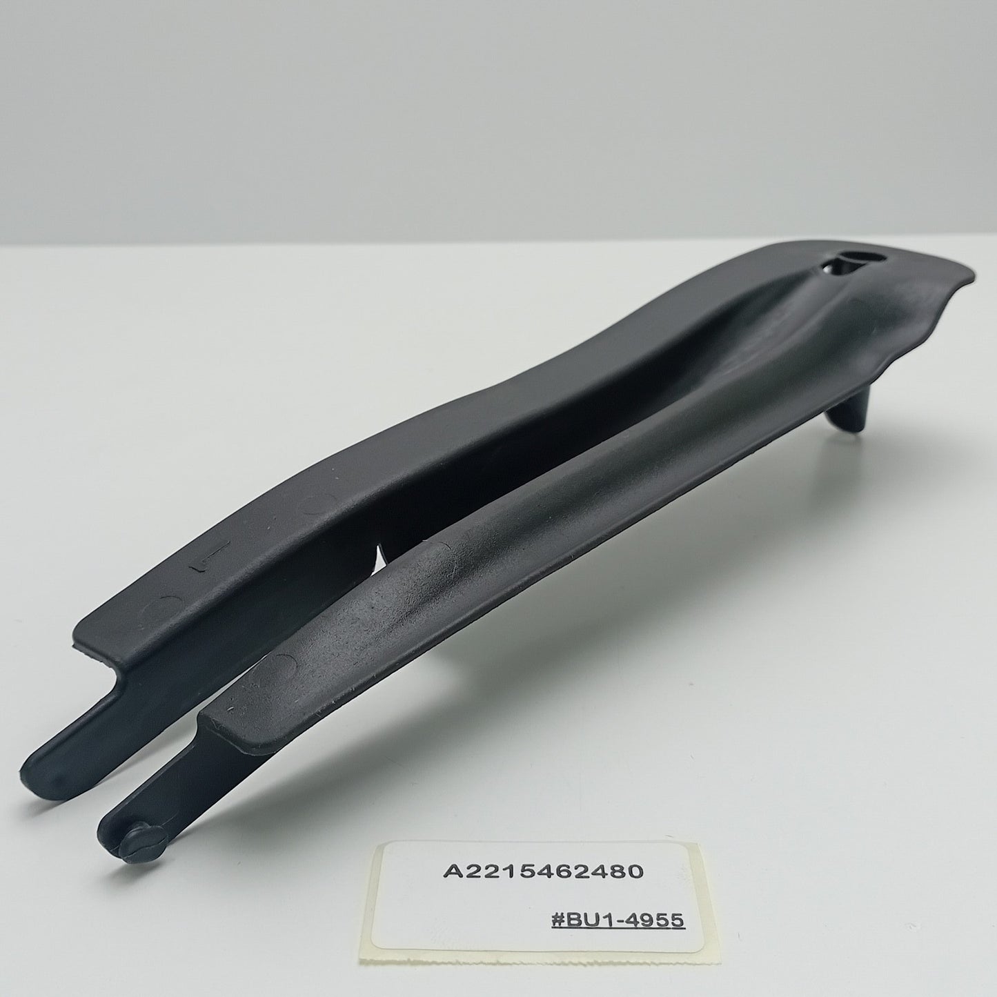 2007-2014 Mercedes-Benz W221 Line Guide A2215462480