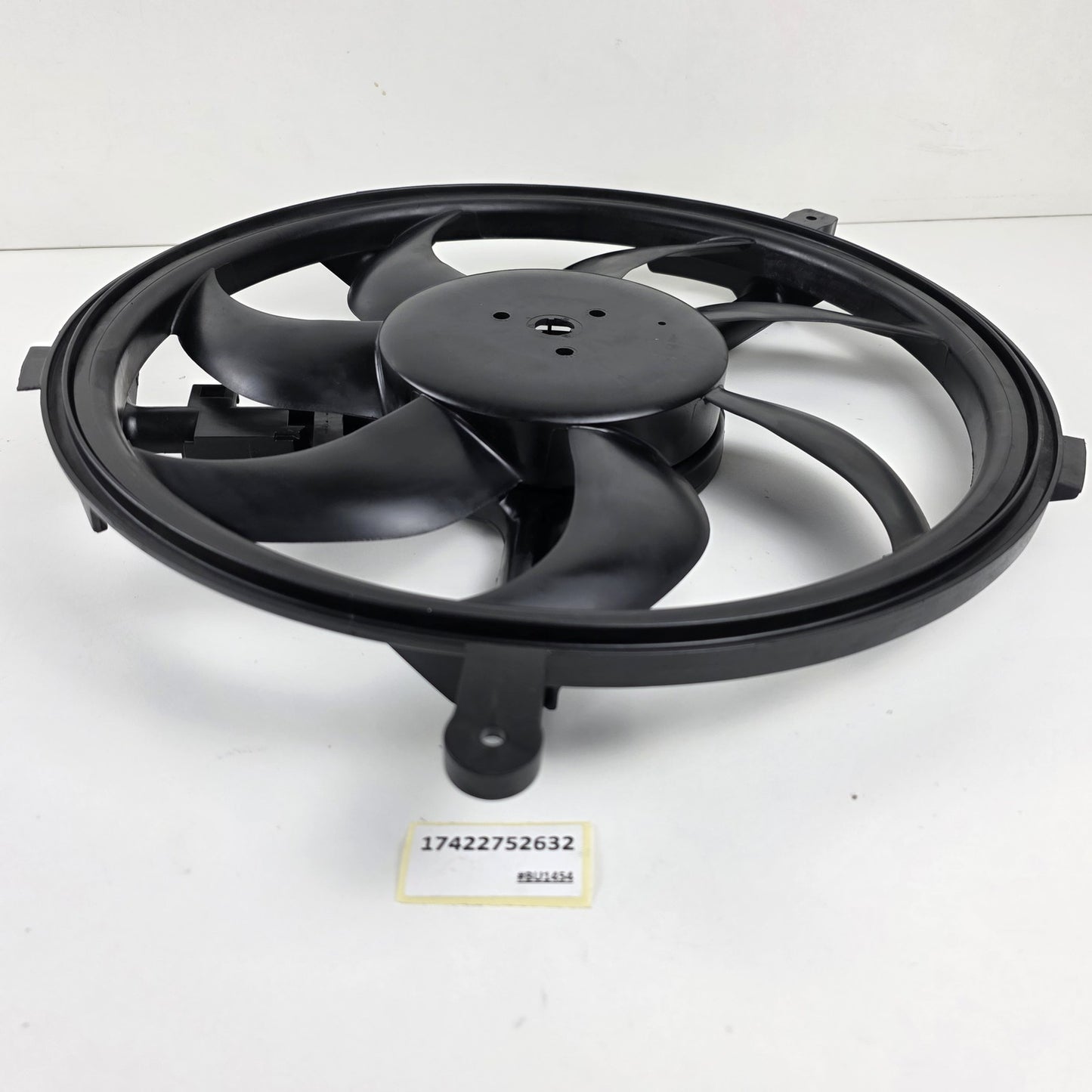 2007-2015 Mini Cooper S Radiator Cooling Fan Assembly 17422752632