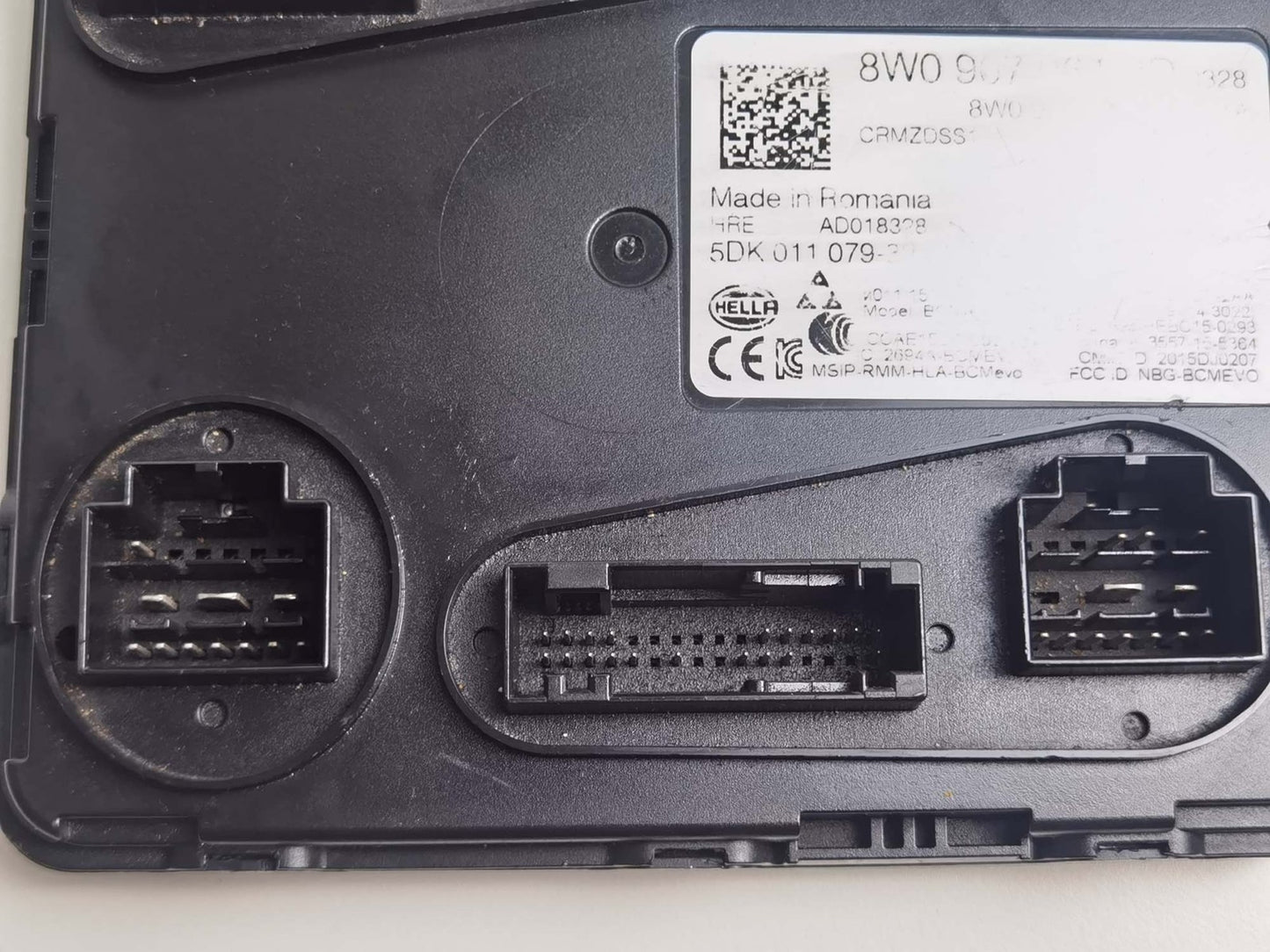 2016-2020 Audi Q7 Body Comfort Control Module (BCM) 8W0907064BD