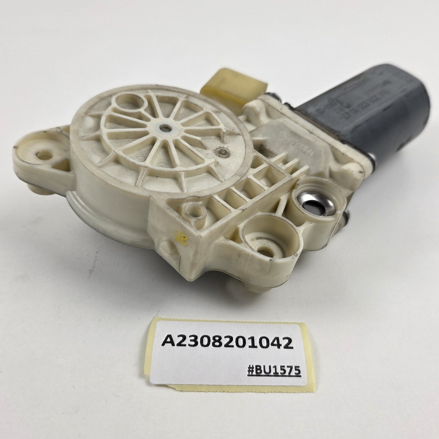 2003-2006 Mercedes-Benz CL Window Regulator Front Right A2308201042