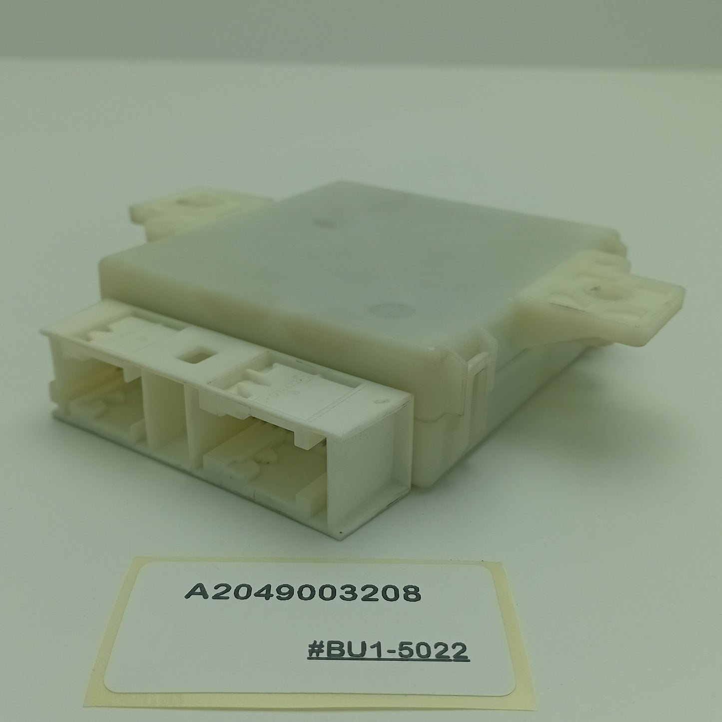 2011 Mercedes-Benz C-Class PDC Control Unit A2049003208