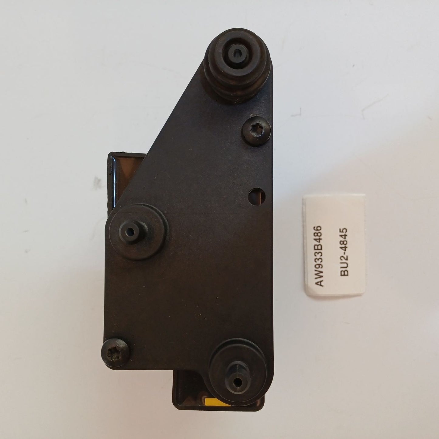 2010-2019 Jaguar XJ Air Suspension Control Valve AW933B486