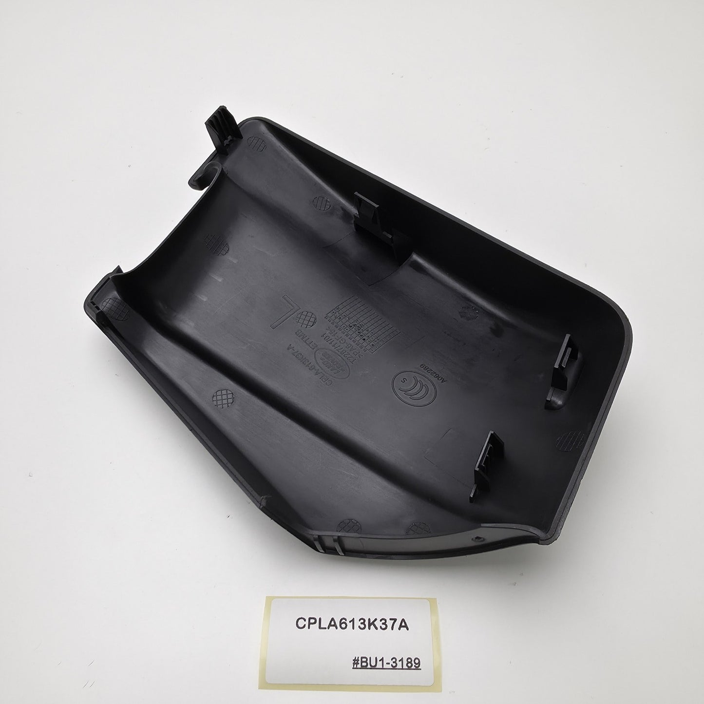 2013-2022 Land Rover Range Rover Sport L494 REAR SEAT BELT COVER CPLA613K37A