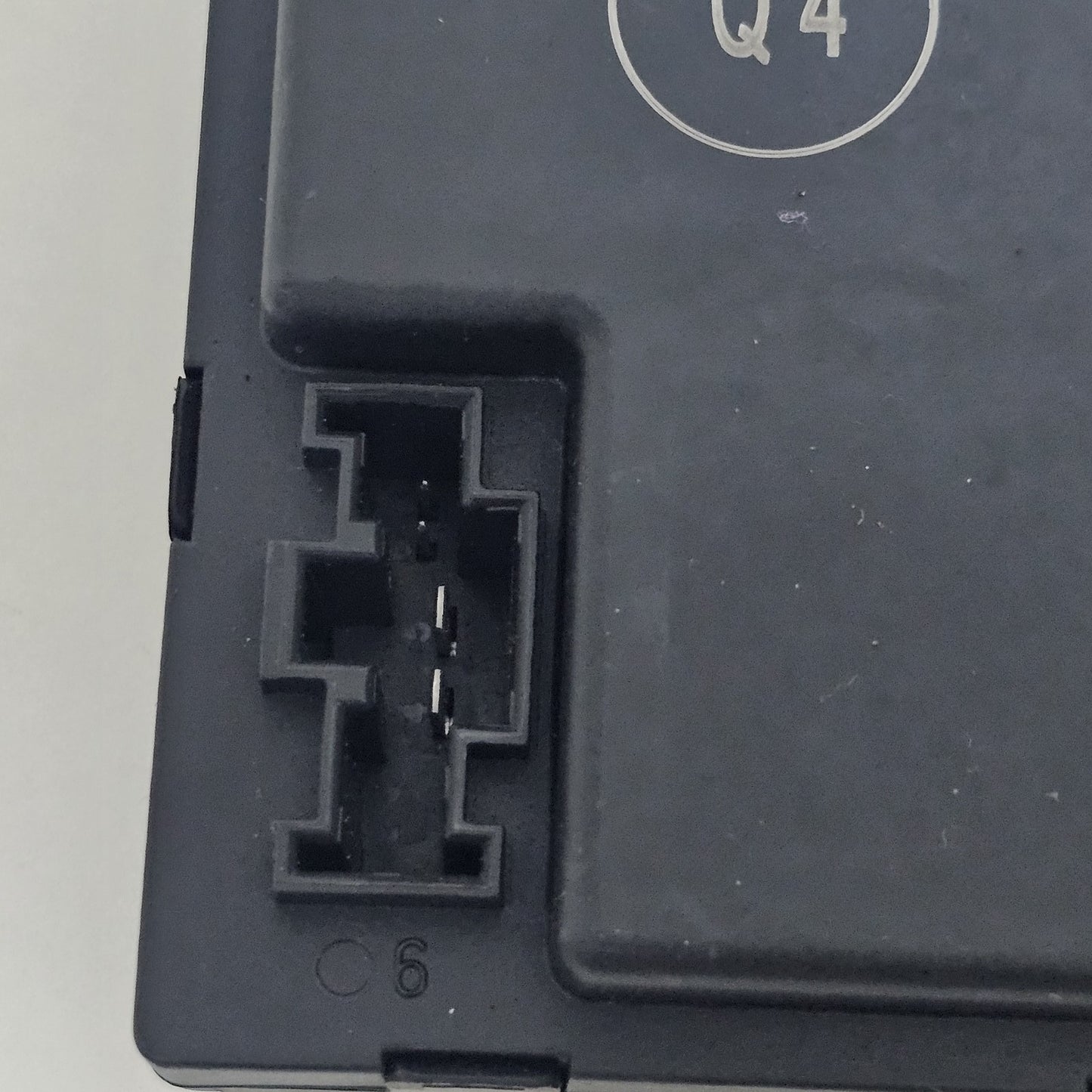 2003-2009 Mercedes-Benz CLK63 AMG Door Control Module Right Passenger 2098202026