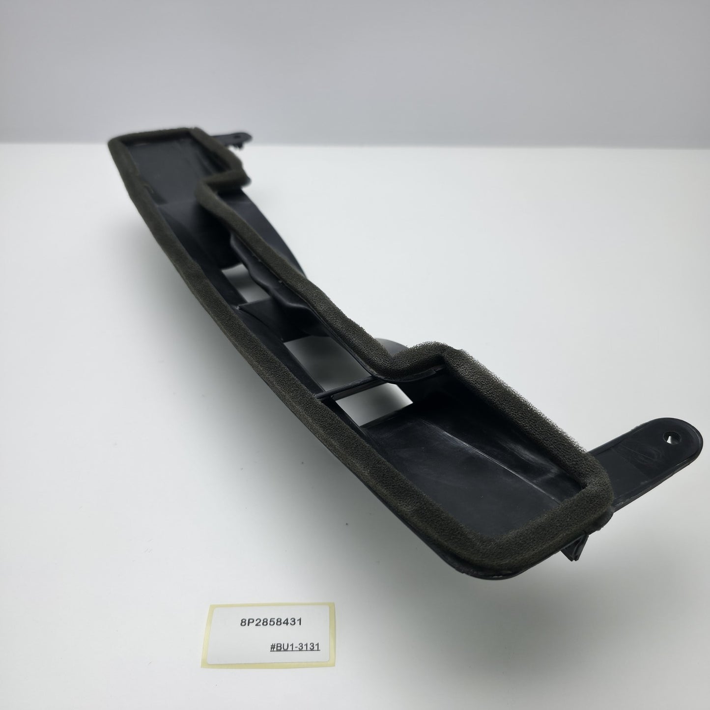 2003-2012 Audi A3 Intermediate plate for air distribution housing 8P2858431