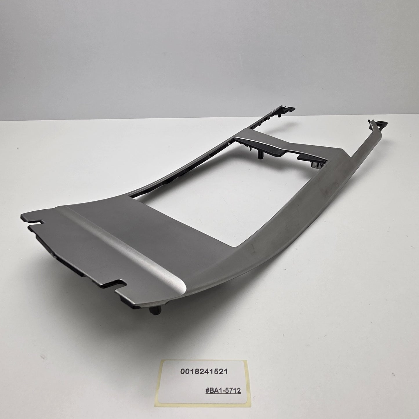 2008-2013 Cadillac CTS Center Console Gear Shifter Trim Bezel 0018241521