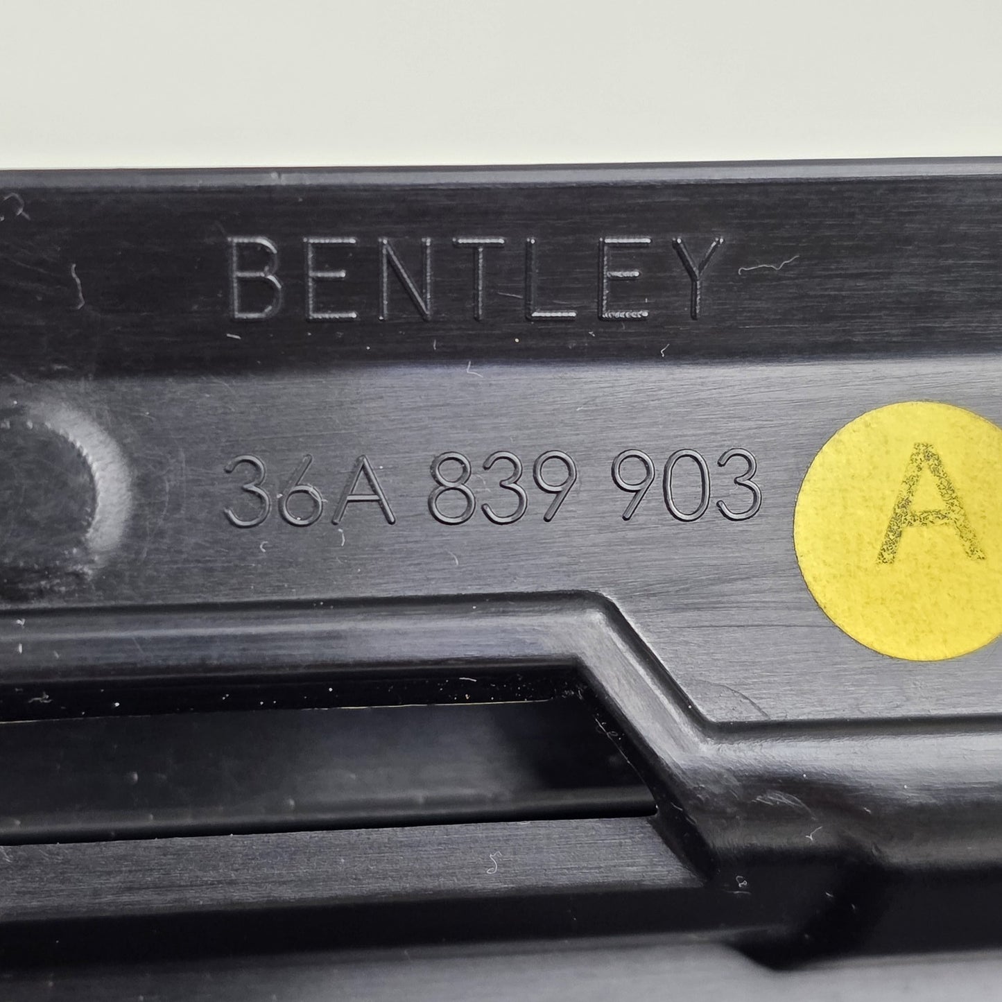 2016-2023 Bentley Bentayga TRIM FOR DOOR WINDOW FRAME 36A839903