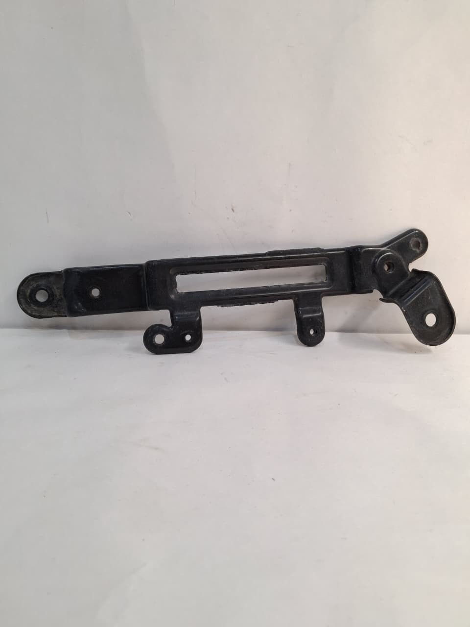 16-25 Audi Q7 Vapor Canister Bracket OEM USE-4M0201827