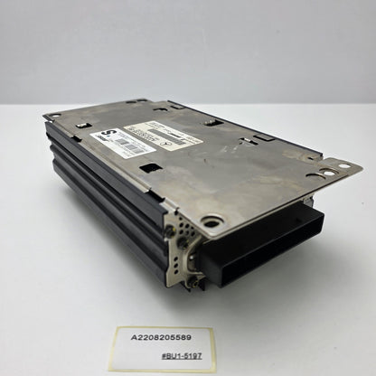 2000-2002 Mercedes-Benz W220 BOSE AMP AMPLIFIER A2208205589