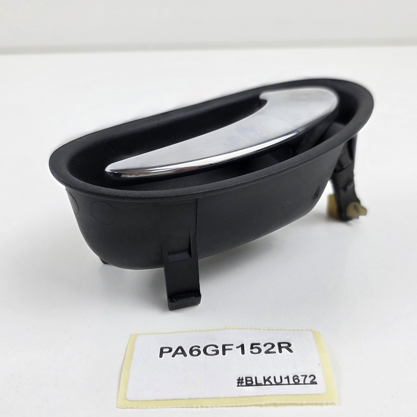 2002-2010 Mercedes-Benz CLK320 Front Left Interior Door Handle P0058419AC