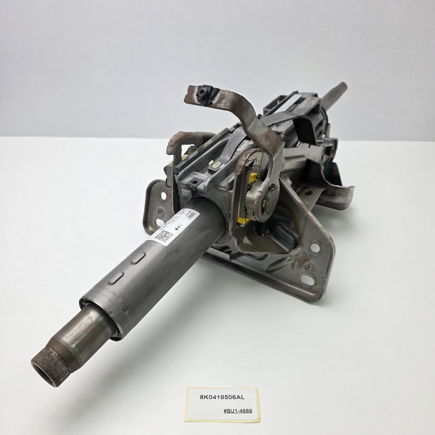 2008-2010 Audi A4 Steering column complete 8K0419506AL