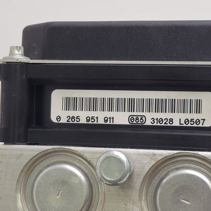 2013-2015 Jaguar XF ABS Pump Module DX232C405BG