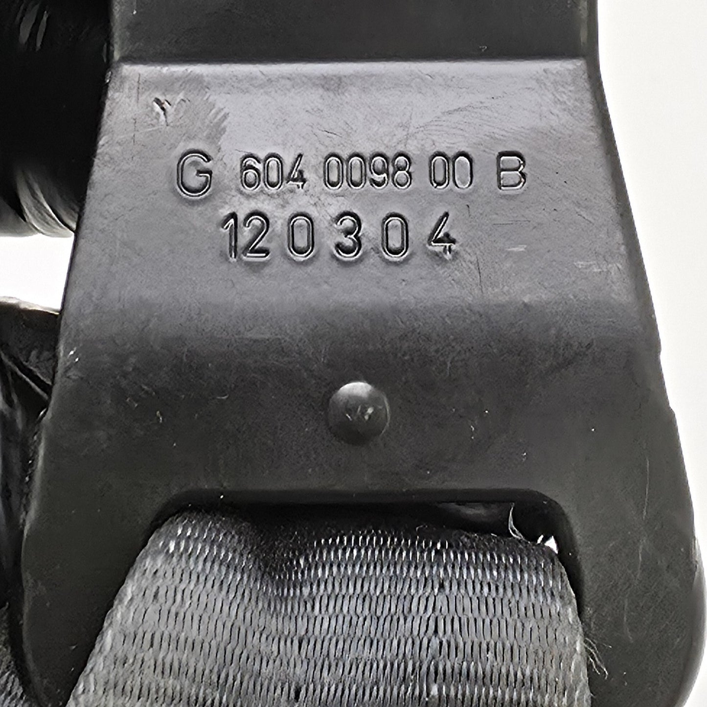 2010-2013 Land Rover Range Rover Sport Rear Left Seat Belt 604043700H