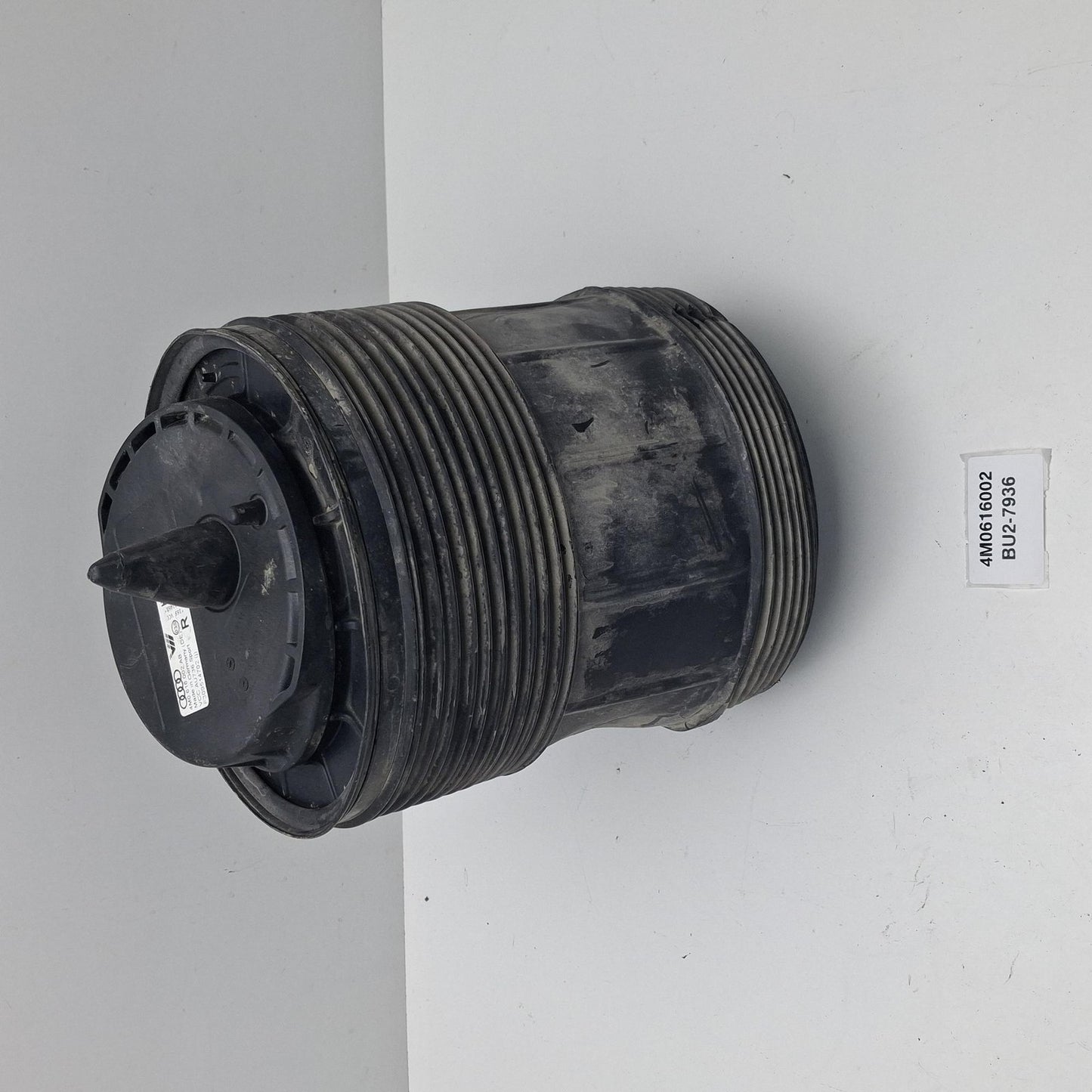 2015-2024 Audi Q7 Air Spring 4M0616002