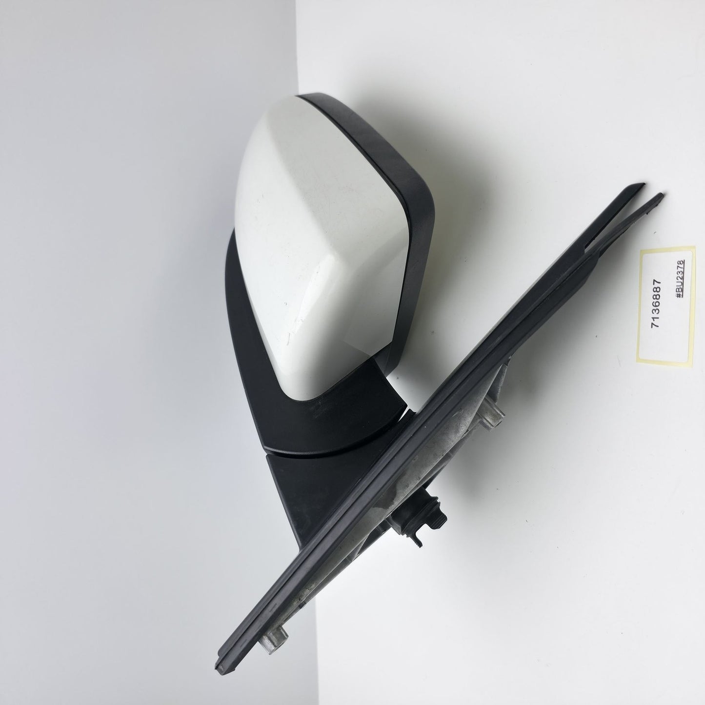 2007-2013 BMW X5 Left Side Wing Mirror E70 7136887