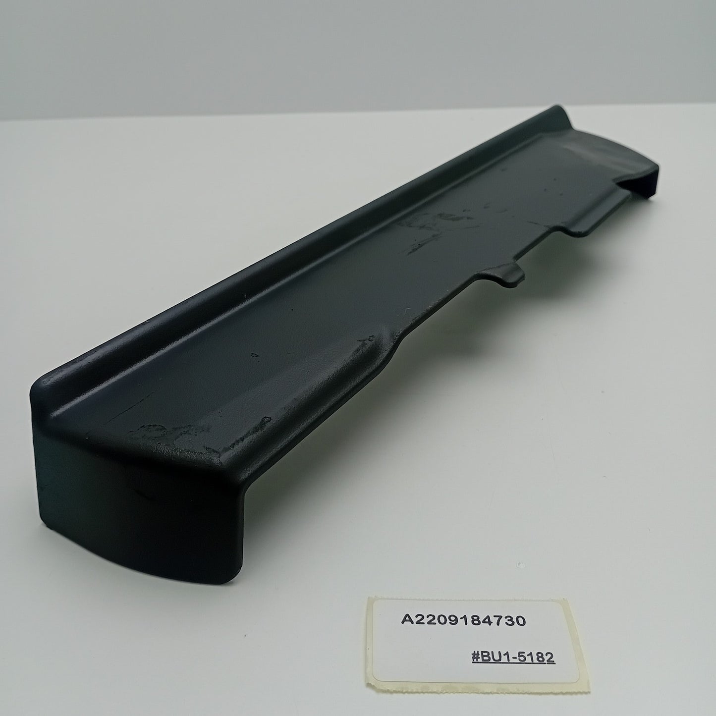 2003-2006 Mercedes-Benz S-Class Driver Seat Left Rail Cover A2209184730