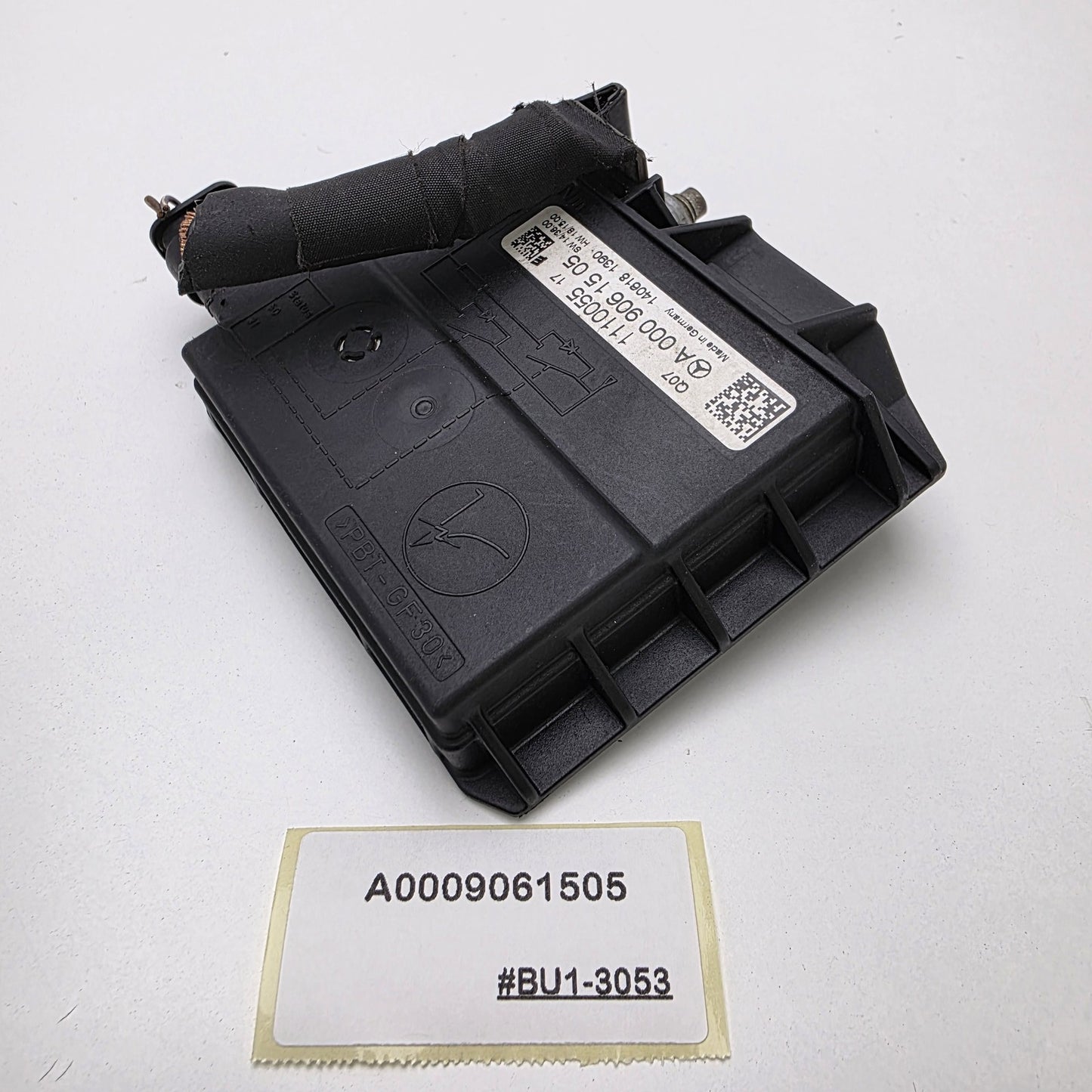 2016-2019 Mercedes-Benz E-Class BATTERY CURRENT LIMITER A0009061505