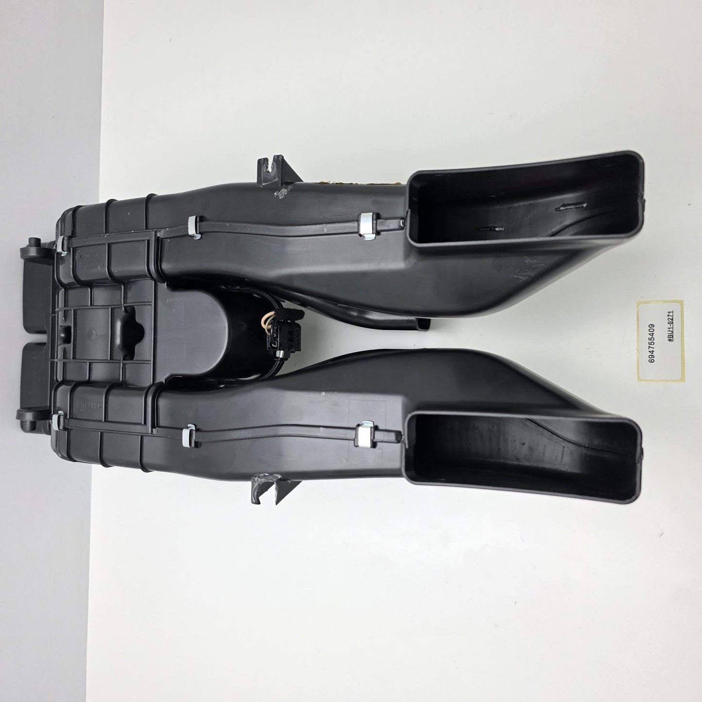 2007-2013 BMW X5 Rear Blower Motor Housing 694755409