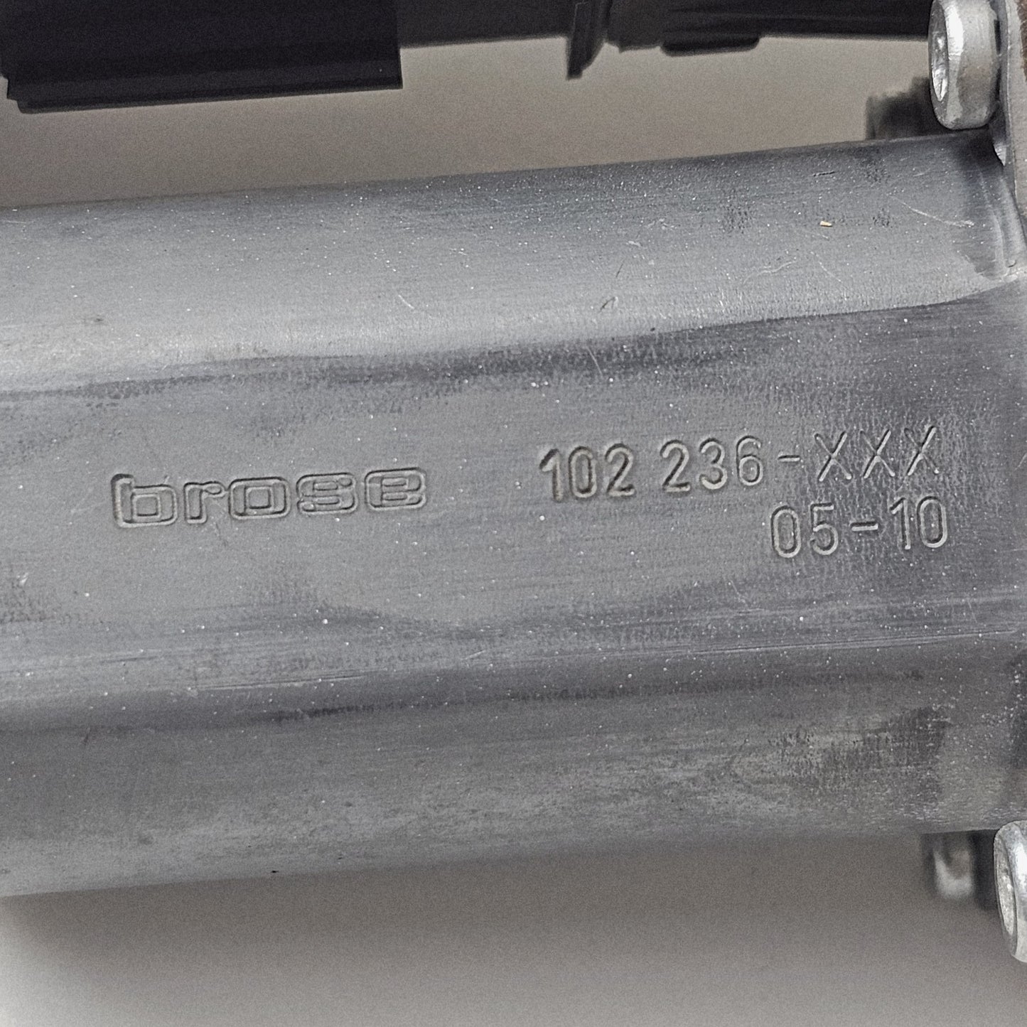 2003-2010 Porsche Cayenne Rear Door Window Motor 7L0959794A