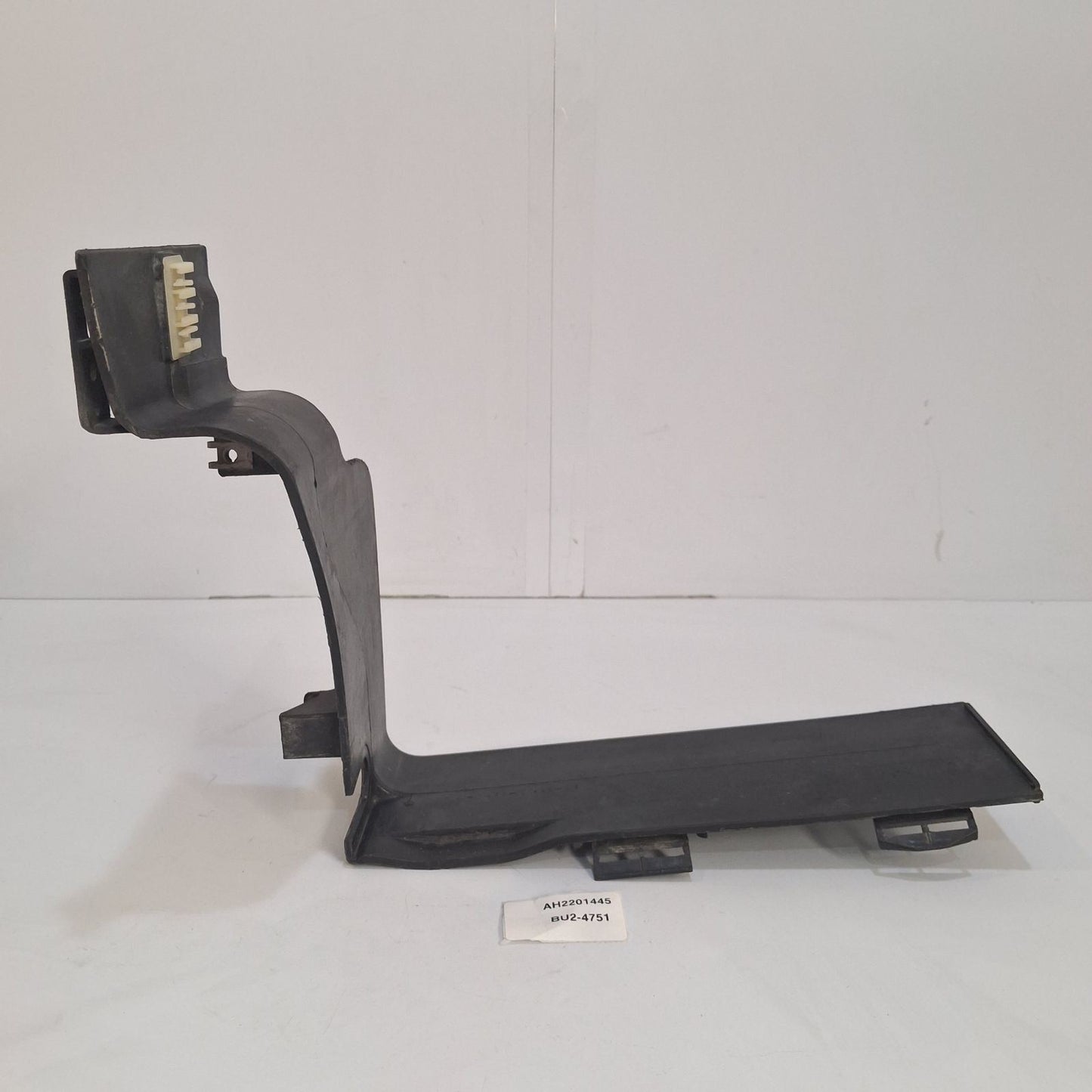 2010-2013 Land Rover Range Rover Sport Battery Bracket AH2201445