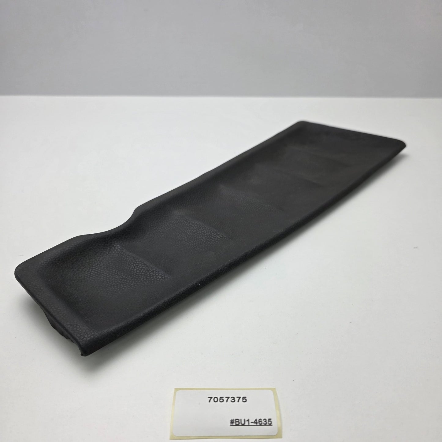2001-2006 Mini R53 Front Left Storing Partition Black Rubber Insert 7057375