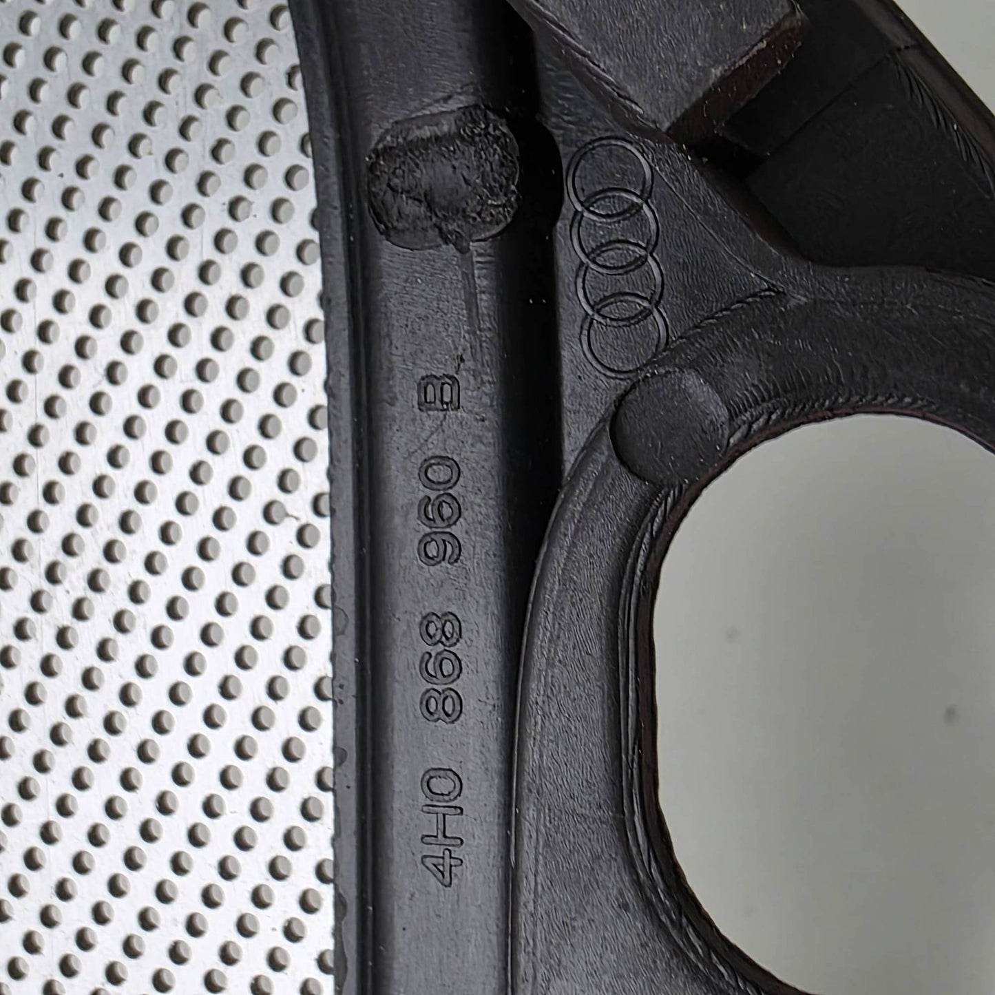 2011-2018 Audi A8 Speaker Cover 4H0868960B