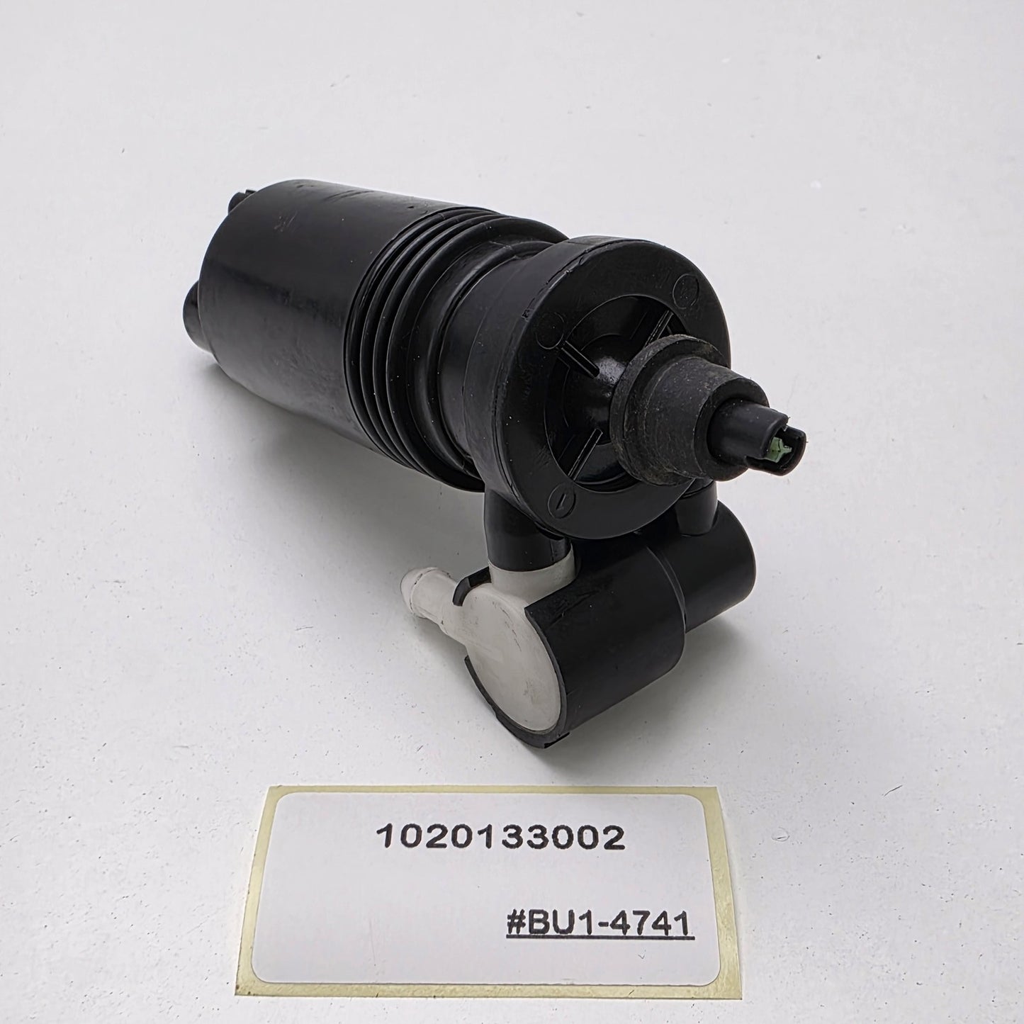 2013-2022 Land Rover Range Rover Sport Windscreen Washer Tank Motor 1020133002