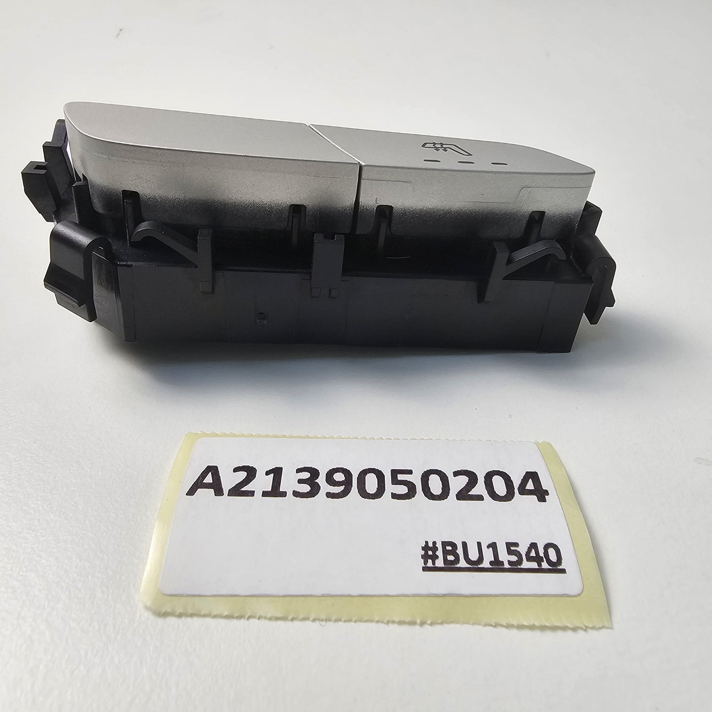 2016-2023 Mercedes-Benz E-Class S213 Front Left Seat Heating Switch A2139050204