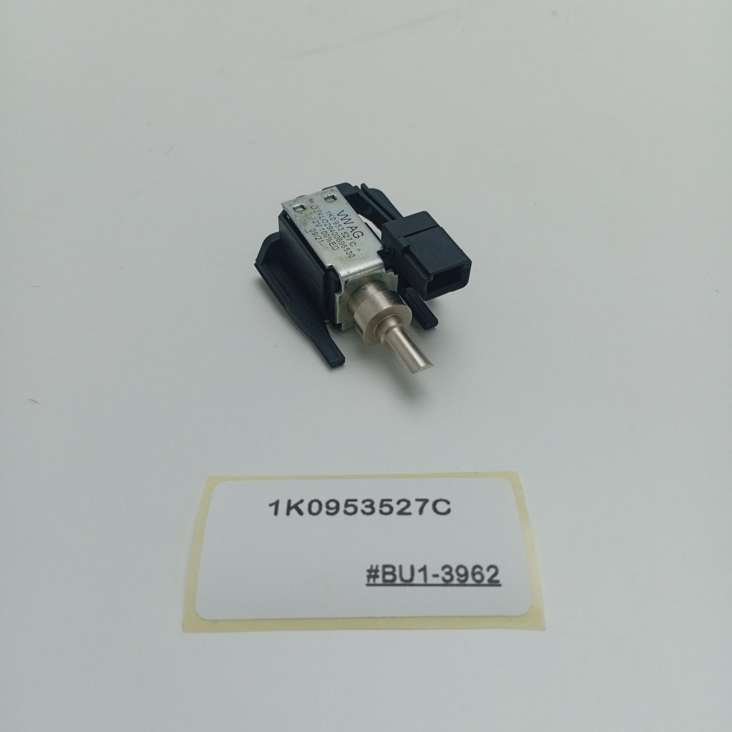 2003-2015 Volkswagen Touran Steering Column Lock Solenoid 1K0953527C