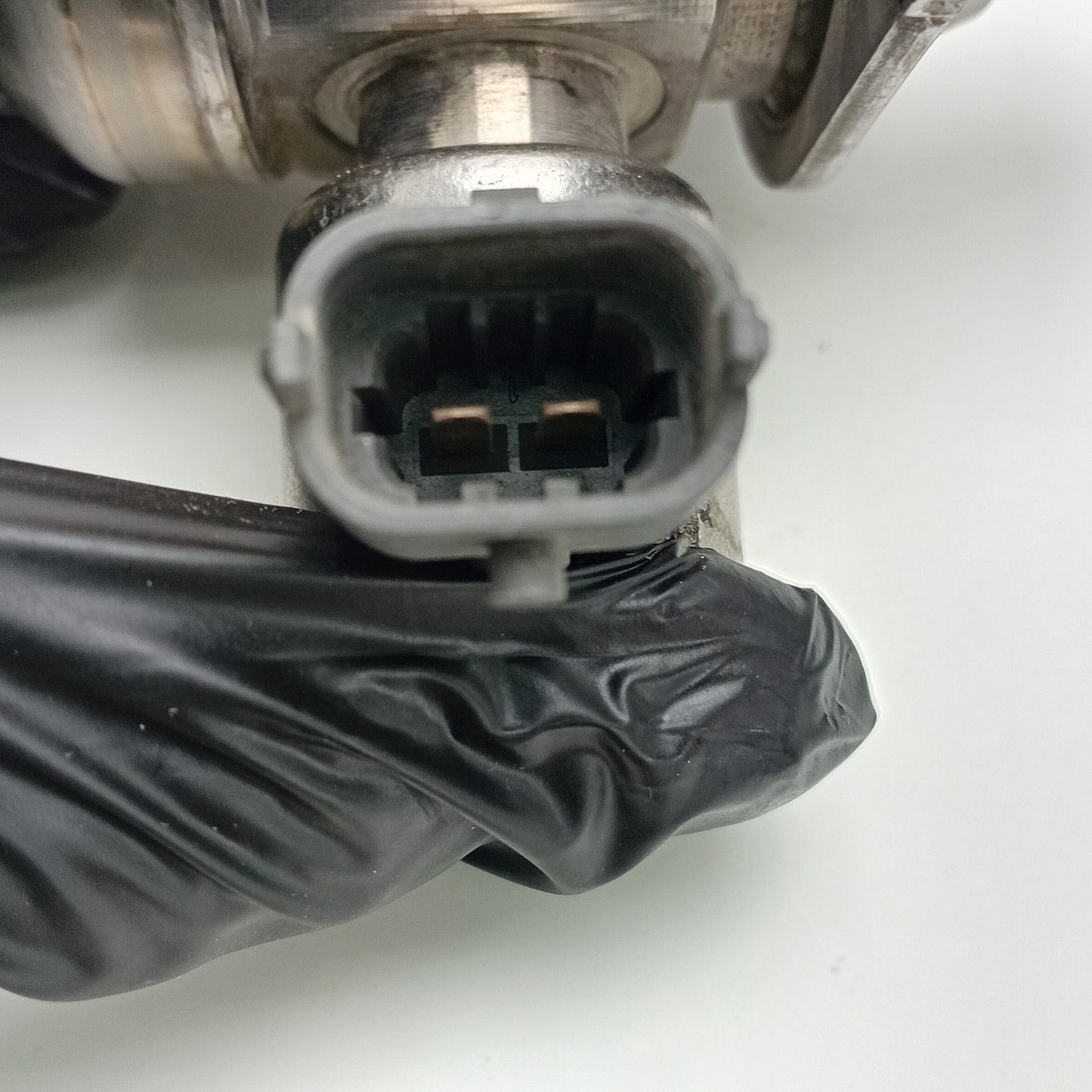 2010-2015 Jaguar XK High Pressure Fuel Pump DX239D376AA