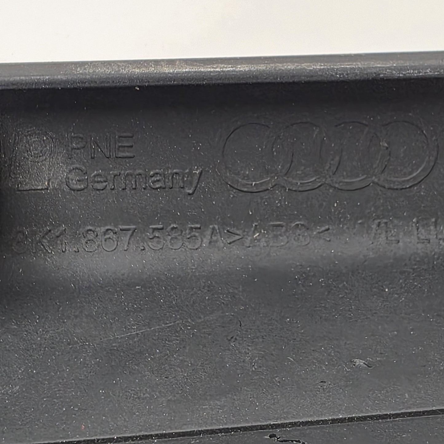 2016 Audi Q5 Front LEFT DOOR Armrest TRIM Panel 8K1867585A